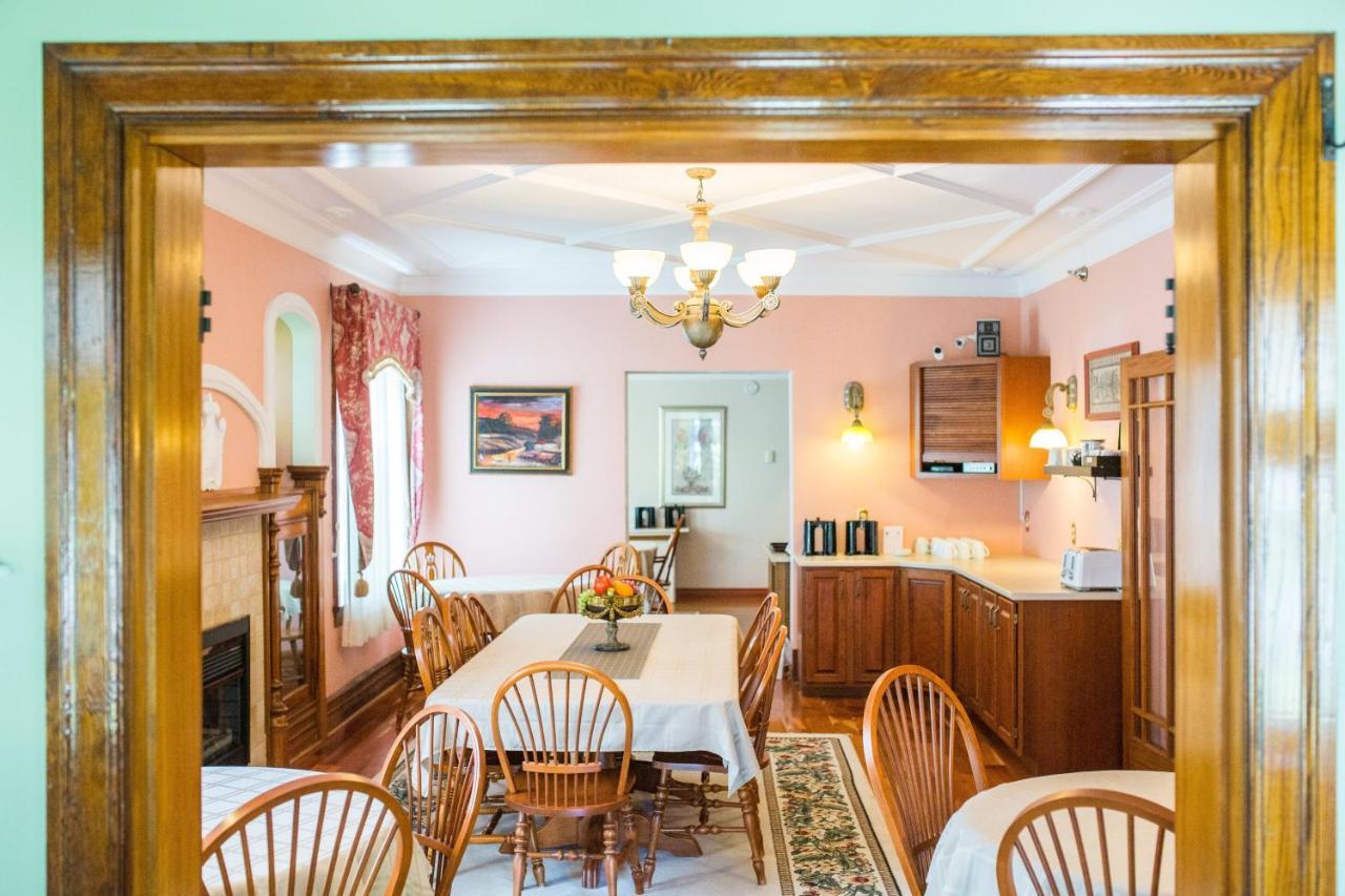 The Harbour House Bed and Breakfast Charlottetown Exteriör bild